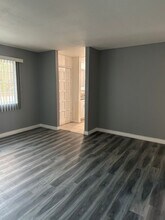 654 W 48th St in San Bernardino, CA - Building Photo - Building Photo