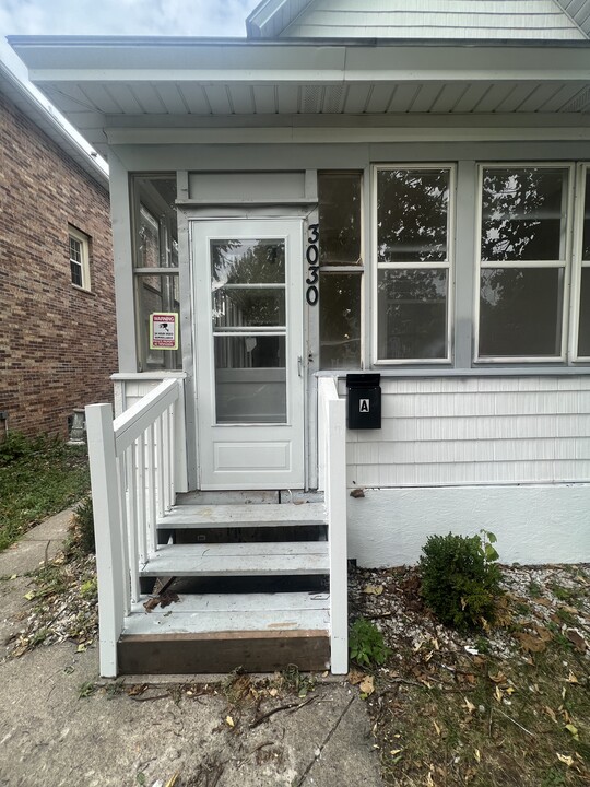 3030 Cedar Ave S in Minneapolis, MN - Building Photo