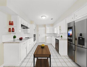 3806 Montego Dr in Baytown, TX - Building Photo - Building Photo