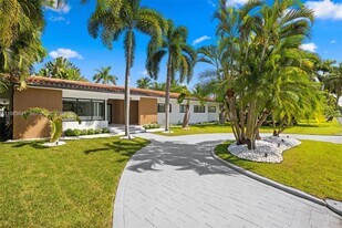 1117 Adams St in Hollywood, FL - Building Photo