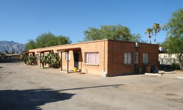 4525 E Belvedere Ave in Tucson, AZ - Building Photo - Building Photo