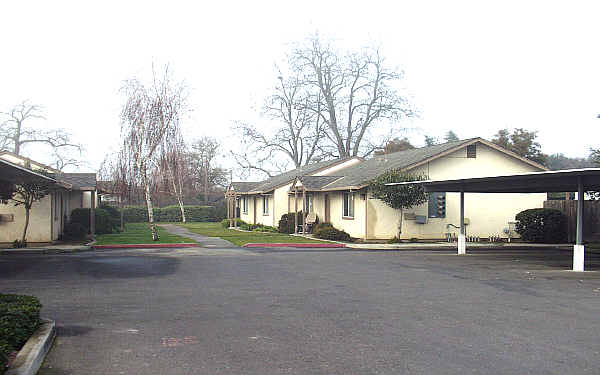 415-465 S West Ave in Turlock, CA - Building Photo - Building Photo