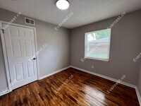 904 Sorrells Dr photo'
