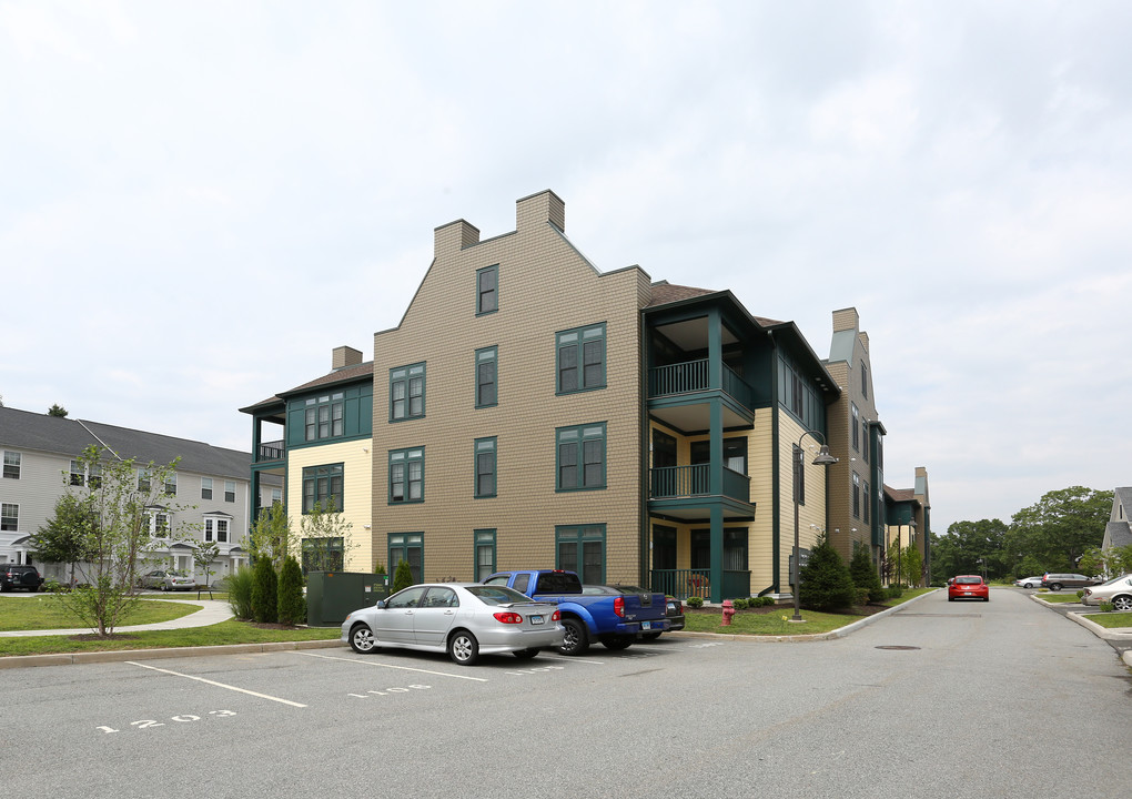 Seaside Village in Niantic, CT - Building Photo