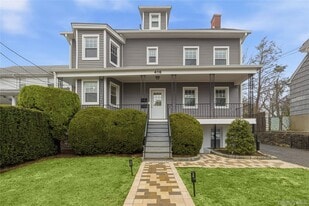 416 Tompkins Ave in Mamaroneck, NY - Building Photo