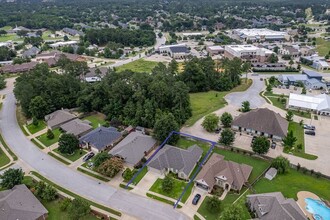 2242 Pinnacle Cir in Tyler, TX - Foto de edificio - Building Photo