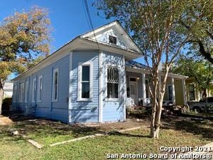 property at 203 Devine St