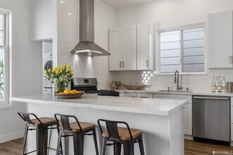 569 Pennsylvania Ave in San Francisco, CA - Building Photo - Building Photo