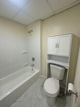 823 N 5th St in Quincy, IL - Foto de edificio - Building Photo