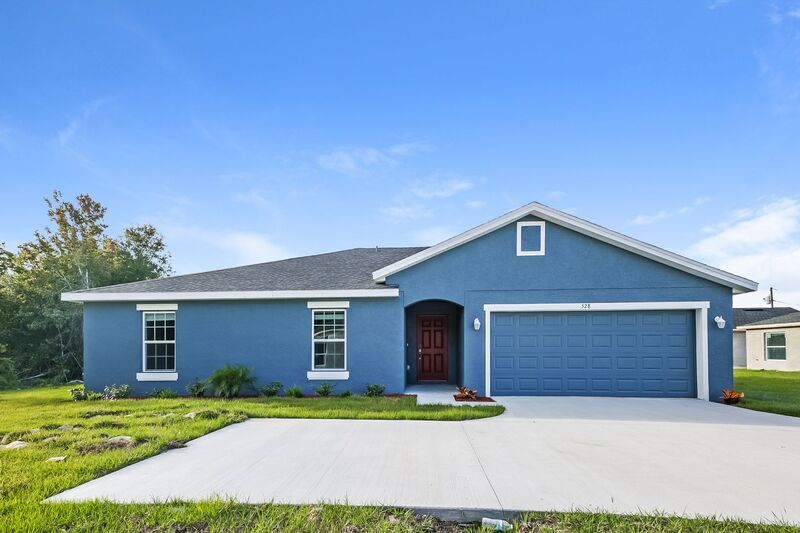 528 Bristol Cir in Poinciana, FL - Building Photo