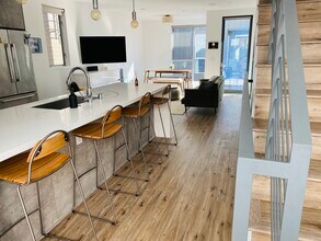 7197 Formosa Fusion Ct in Los Angeles, CA - Building Photo - Building Photo
