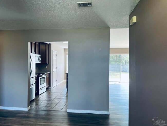 5498 Keel Dr in Pensacola, FL - Building Photo - Building Photo