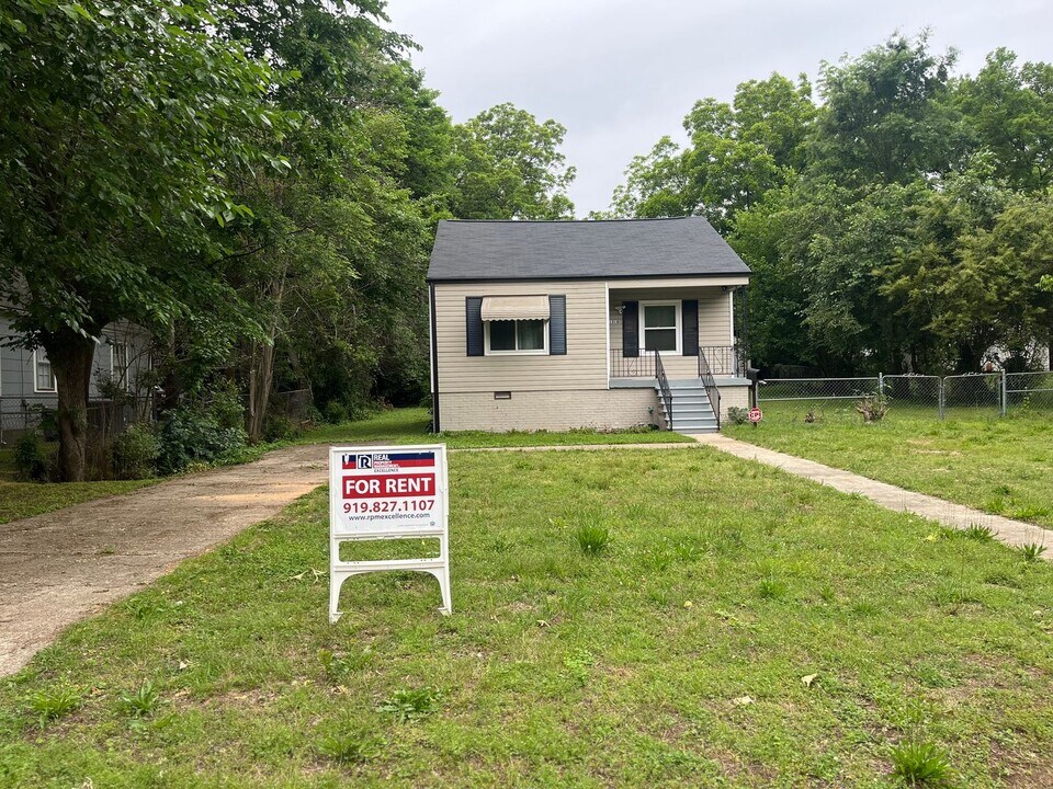 1318 Curfman St in Raleigh, NC - Building Photo