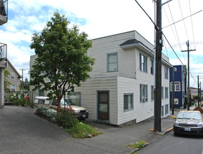 Bayberry Apartments in Seattle, WA - Building Photo - Building Photo