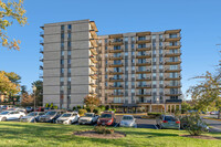 Barcroft Hills Condominium in Falls Church, VA - Building Photo - Building Photo