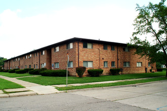 Eastland Court in Detroit, MI - Foto de edificio - Building Photo