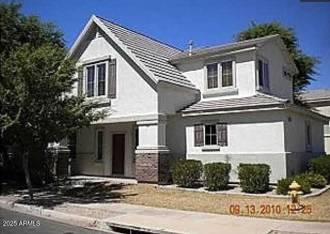 property at 1464 S Heron Ln
