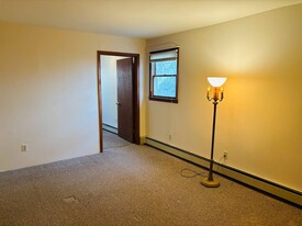 11 3rd St in Glen Cove, NY - Building Photo