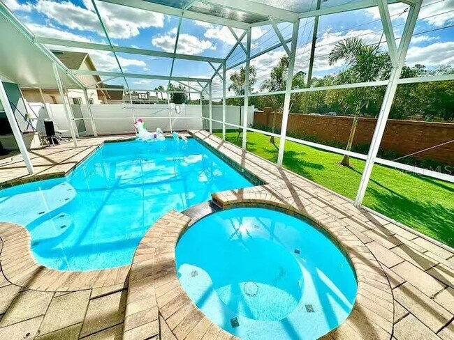 1058 Soaring Eagle Ln in Kissimmee, FL - Building Photo - Building Photo