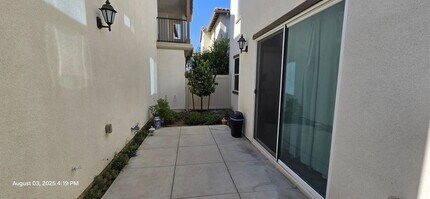 26149 Park Ave in Loma Linda, CA - Building Photo - Building Photo