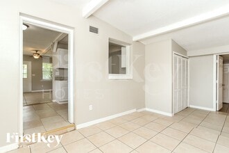 2225 Flamingo Ave, Unit 10604 in Deltona, FL - Foto de edificio - Building Photo