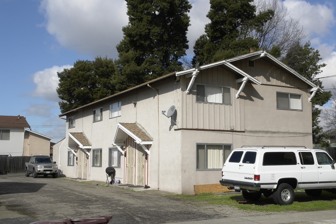 26223 Gamboa St in Hayward, CA - Foto de edificio