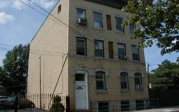 12-14 Hanover St in Newark, NJ - Building Photo - Building Photo