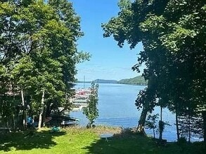 8 Lake St in Cooperstown, NY - Building Photo - Building Photo