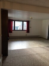 4404 Forrest Rd, Unit 2 in Anchorage, AK - Building Photo - Building Photo