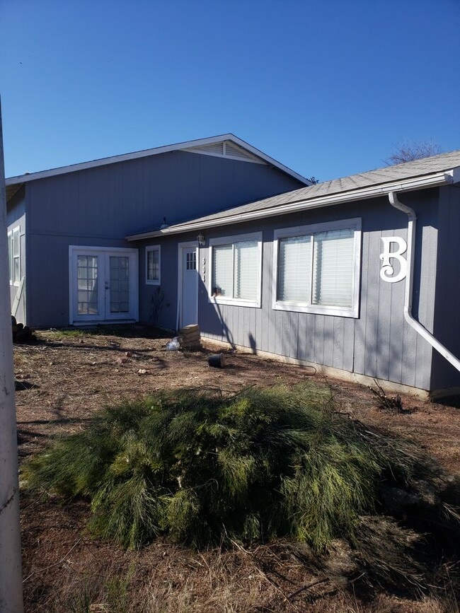 property at 604 Stetson Dr