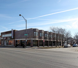 6845-6847 W Cermak Rd in Berwyn, IL - Building Photo - Building Photo