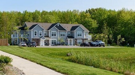 708 New Terrace Ln in Rochester, NY - Building Photo