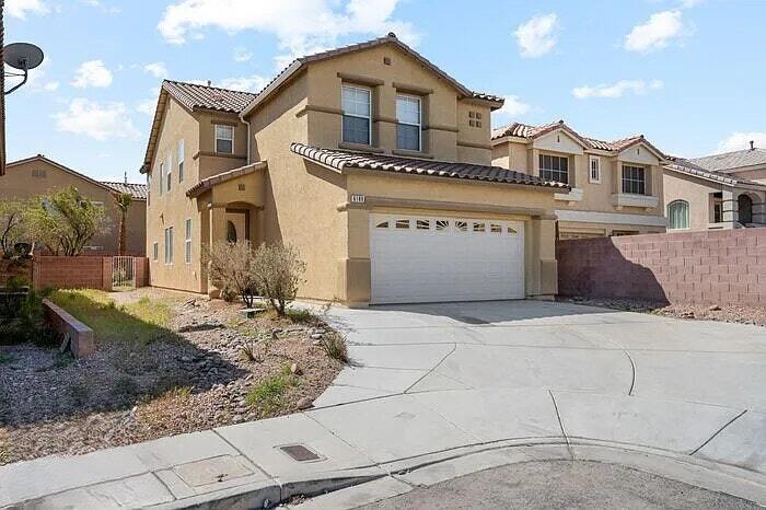 6189 W Blue Rapids Ct in Las Vegas, NV - Building Photo