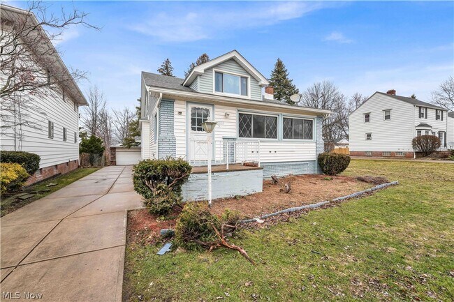 11103 Lincoln Ave in Garfield Heights, OH - Building Photo - Building Photo