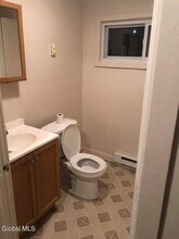 11 Chatham St in Nassau, NY - Building Photo - Building Photo