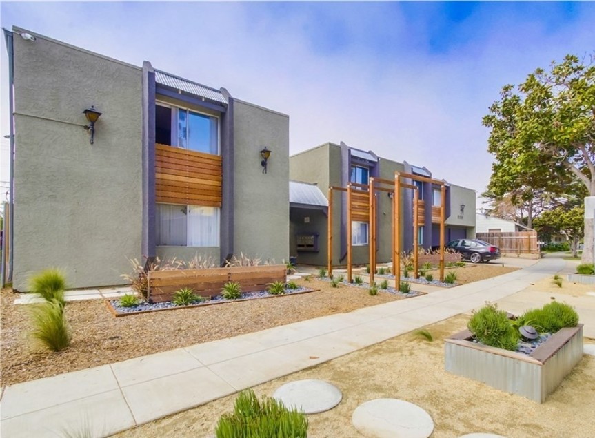 Verde Villa in Oceanside, CA - Foto de edificio