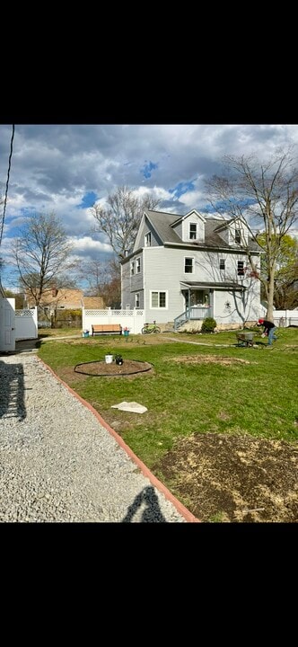 112 Albright Ave, Unit 12A in Stratford, CT - Building Photo