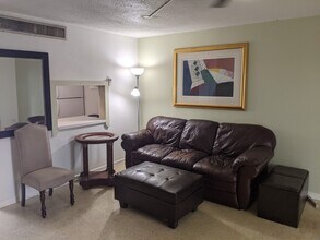 322 N Federal Hwy, Unit 129 in Deerfield Beach, FL - Building Photo - Building Photo