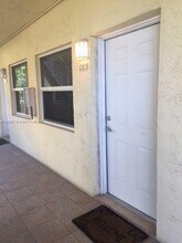 5839 SW 74th Terrace in South Miami, FL - Building Photo - Building Photo