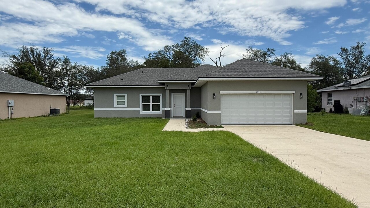 14533 SW 45th Cir in Ocala, FL - Building Photo