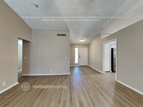 8120 W Tuckey Ln in Glendale, AZ - Building Photo - Building Photo
