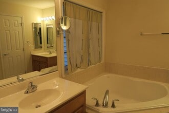 725 Ridgemont Ave in Rockville, MD - Building Photo - Building Photo