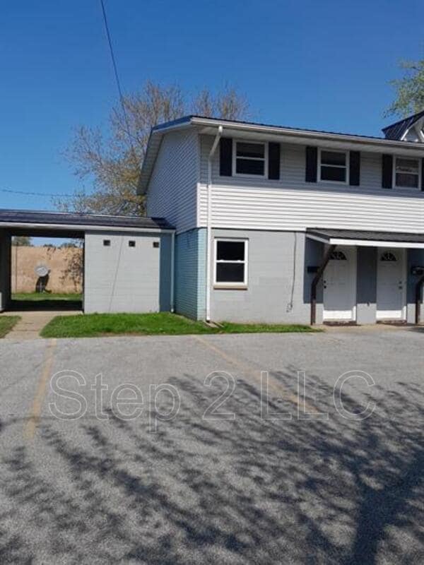 property at 242 E Prospect St