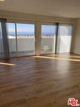 18002 Coastline Dr in Malibu, CA - Building Photo - Building Photo