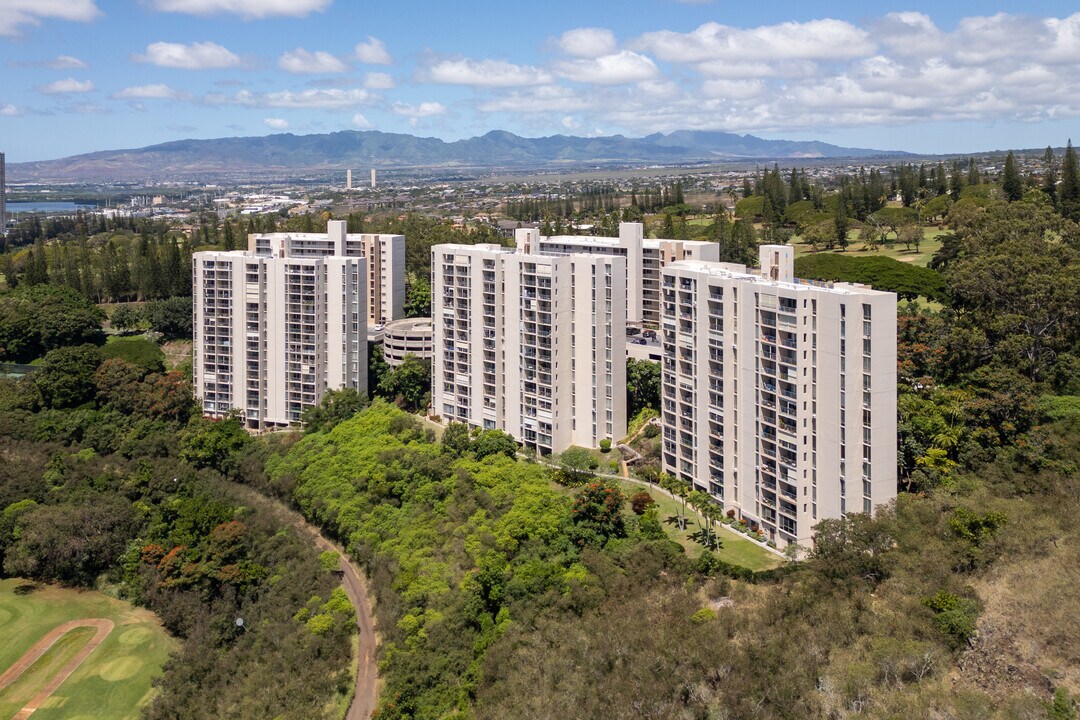Colonnade on the Greens in Aiea, HI - Foto de edificio