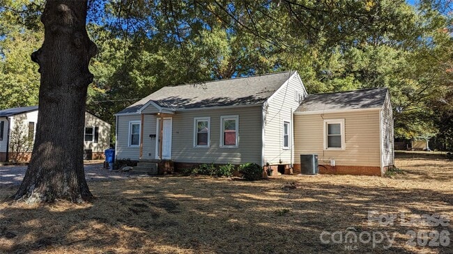 property at 156 S Sycamore St