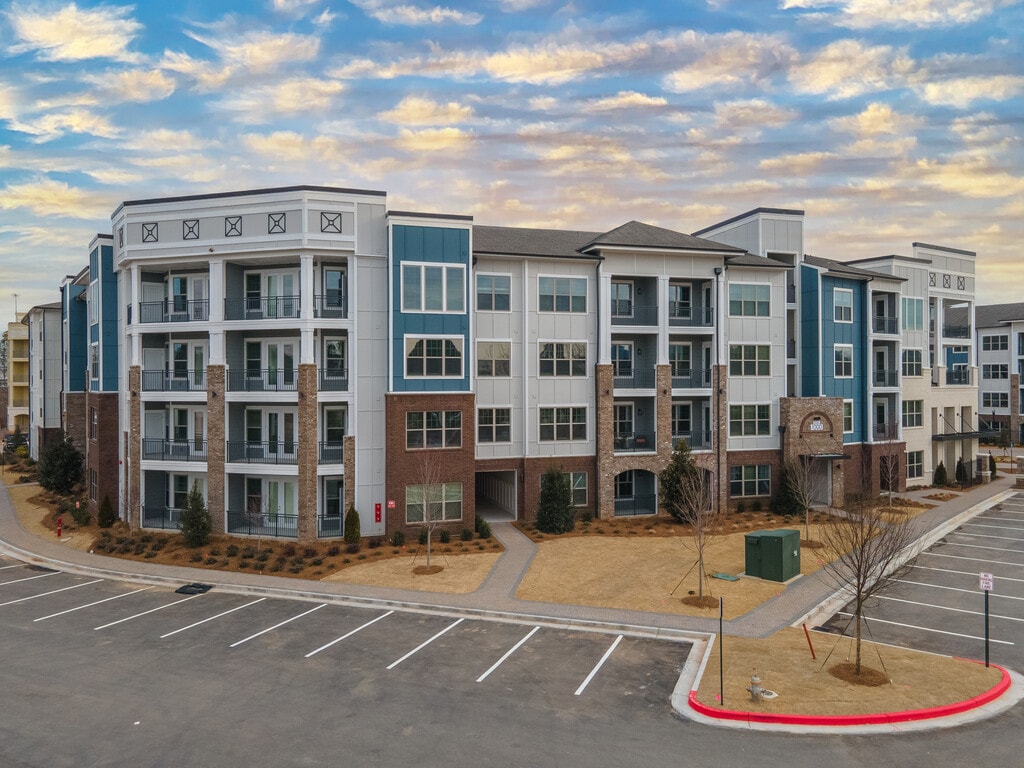 The Ellison Kennesaw, GA Apartments