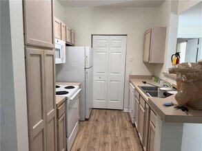 1704 Frederica Rd in St. Simons Island, GA - Building Photo - Building Photo