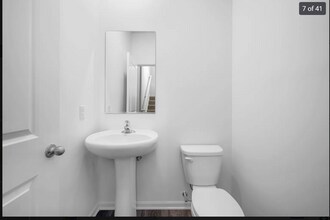 2024 Yellowstone Blvd in Mundelein, IL - Building Photo - Building Photo