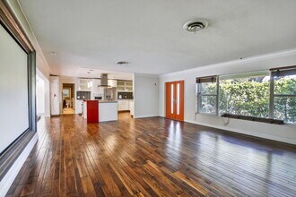 2740 NE 34th St in Fort Lauderdale, FL - Building Photo - Building Photo